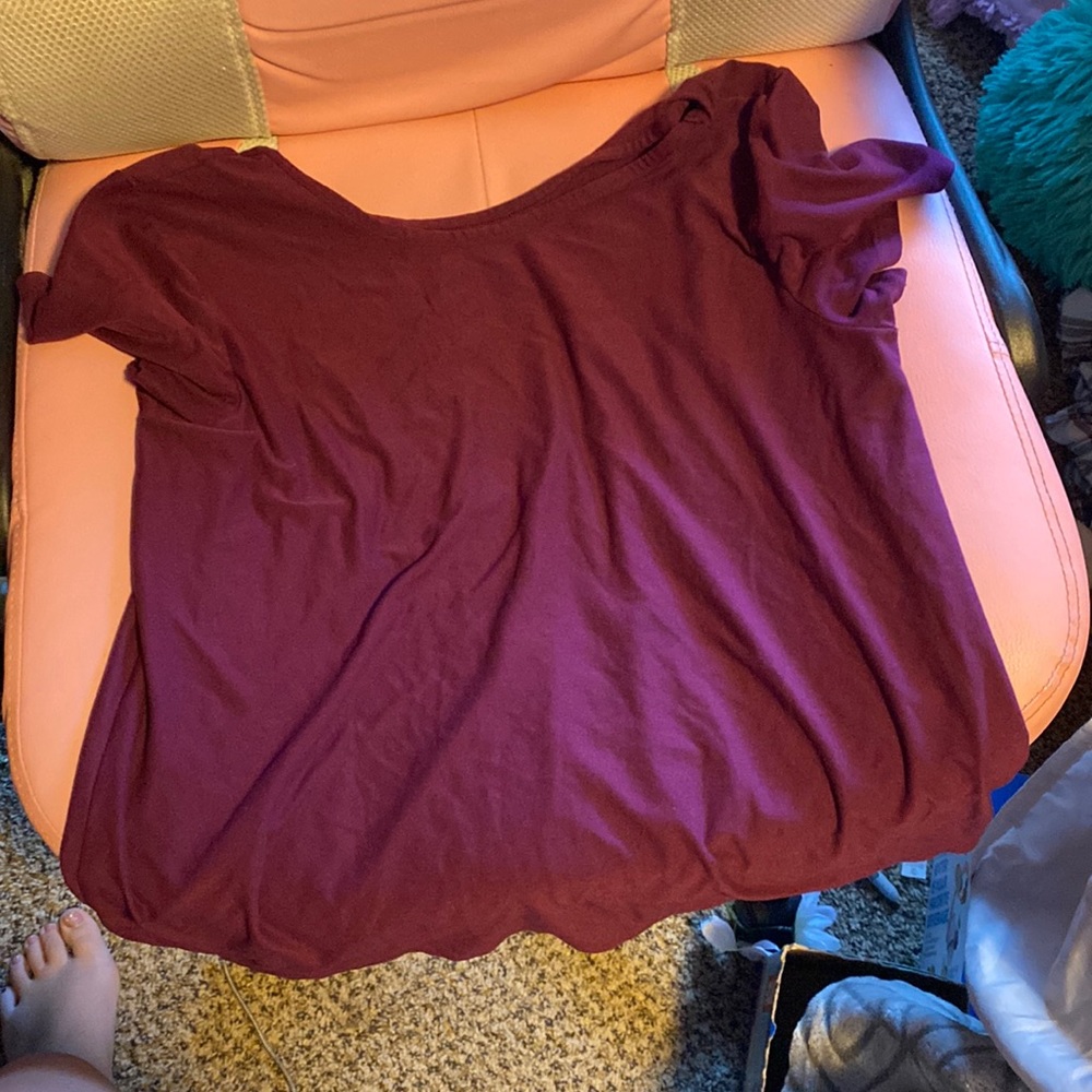 A magenta wonder nation top for kids extra-large size 14/16